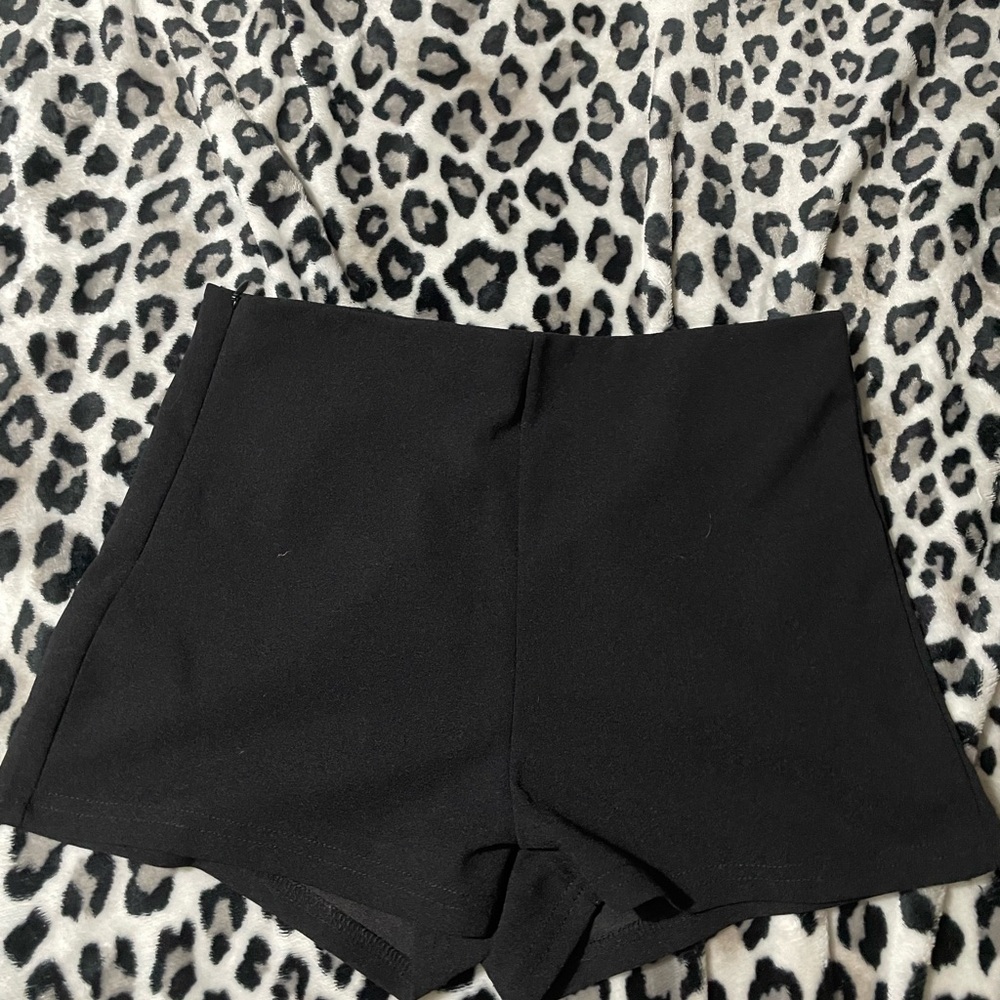 SHEIN High Waist Black Shorts